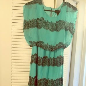 EnfocusStudio Chiffon dress green and black size 8